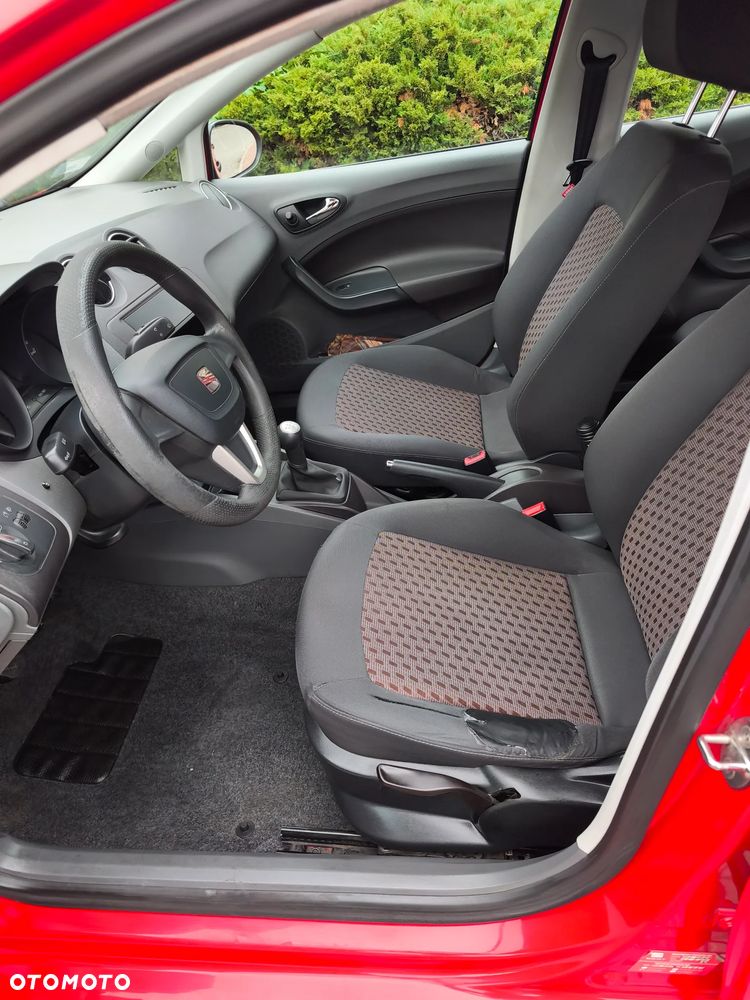 Seat Ibiza 2009 photo 2