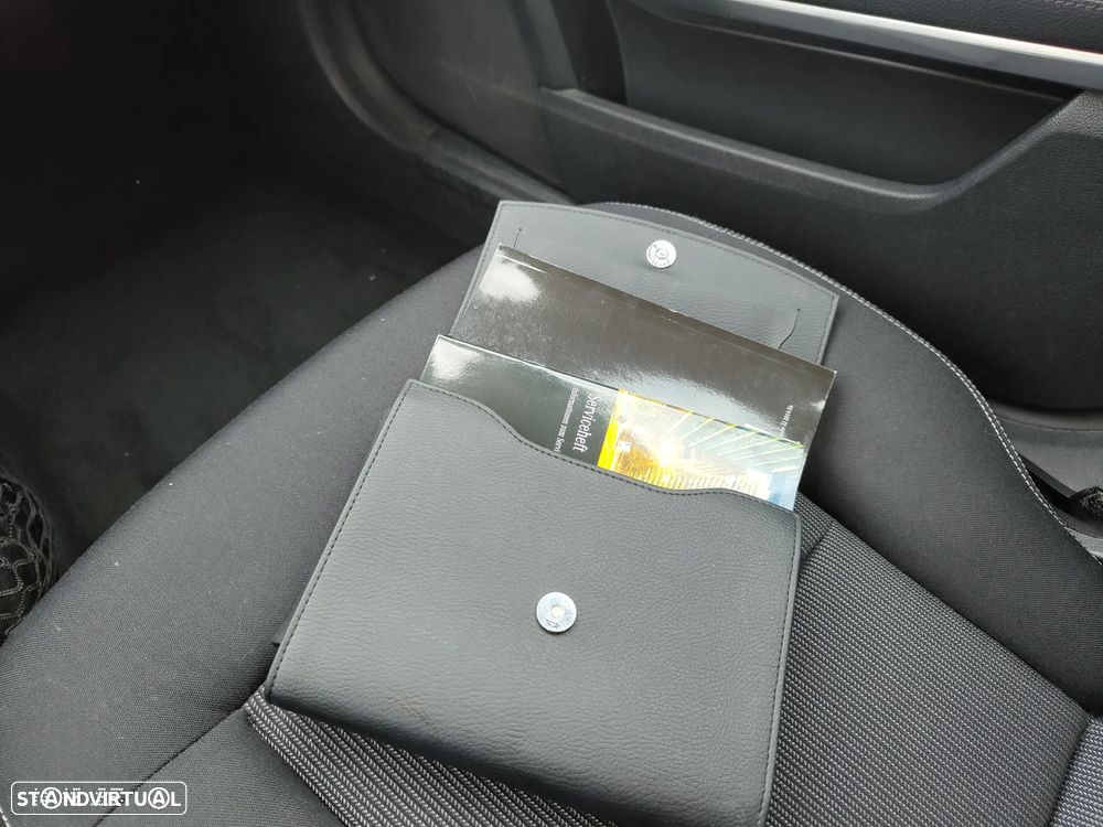 Mercedes-Benz E 250 BlueTEC - 33