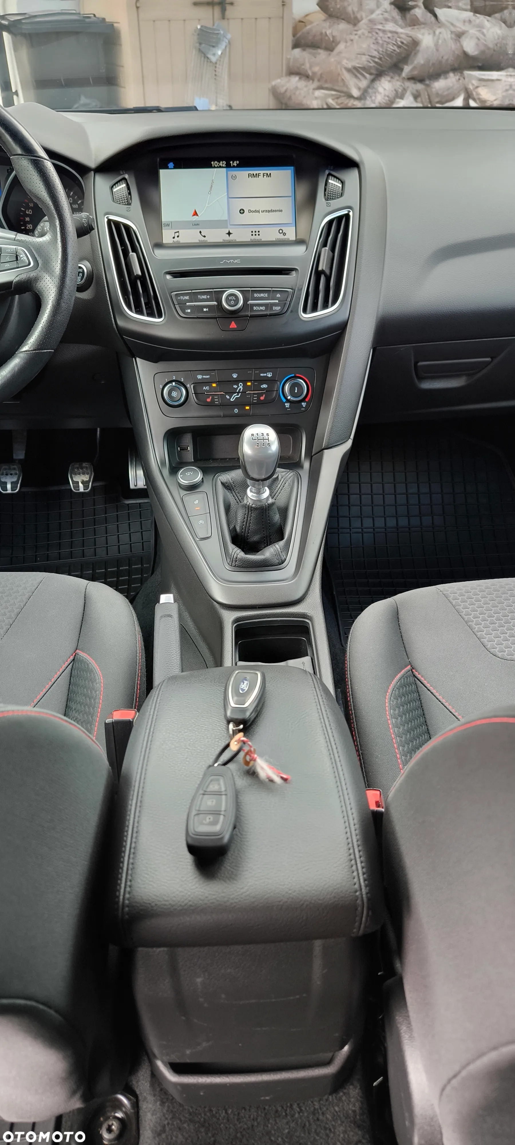 Ford Focus - 28