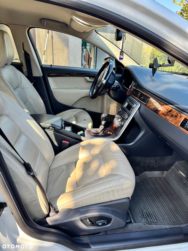 Volvo S80 2.4D Kinetic - 10