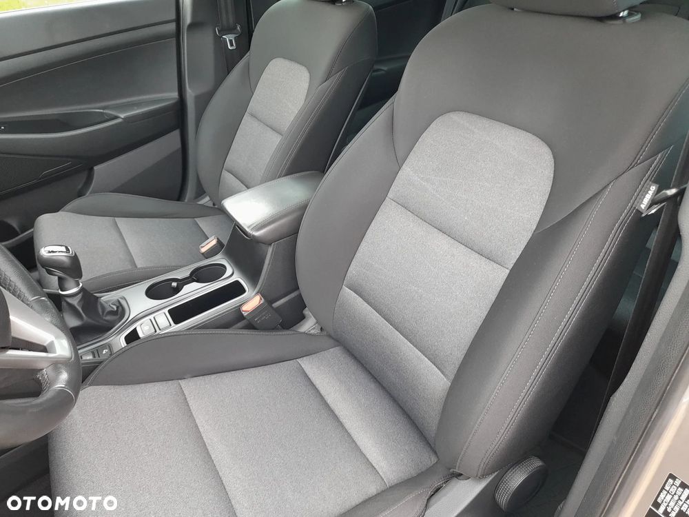 Hyundai Tucson 1.6 GDI BlueDrive Comfort 2WD - 13