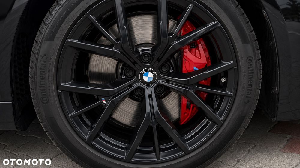 BMW Seria 5 M550i xDrive sport - 4