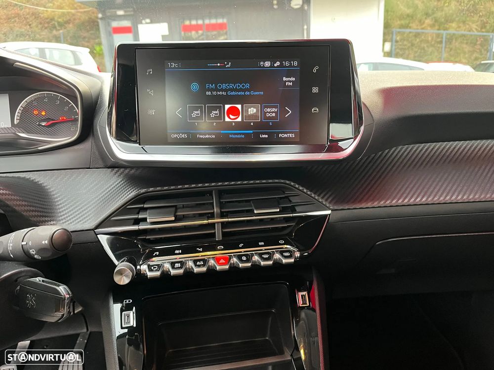 Peugeot 208 1.5 BlueHDi Signature - 21