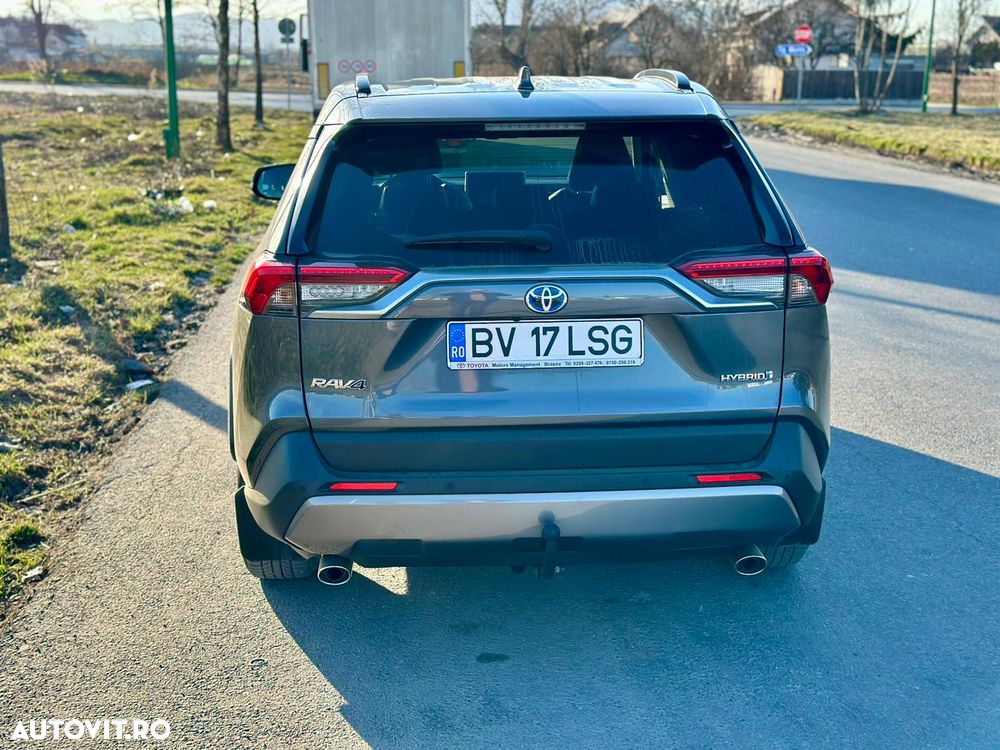 Toyota RAV4 - 7