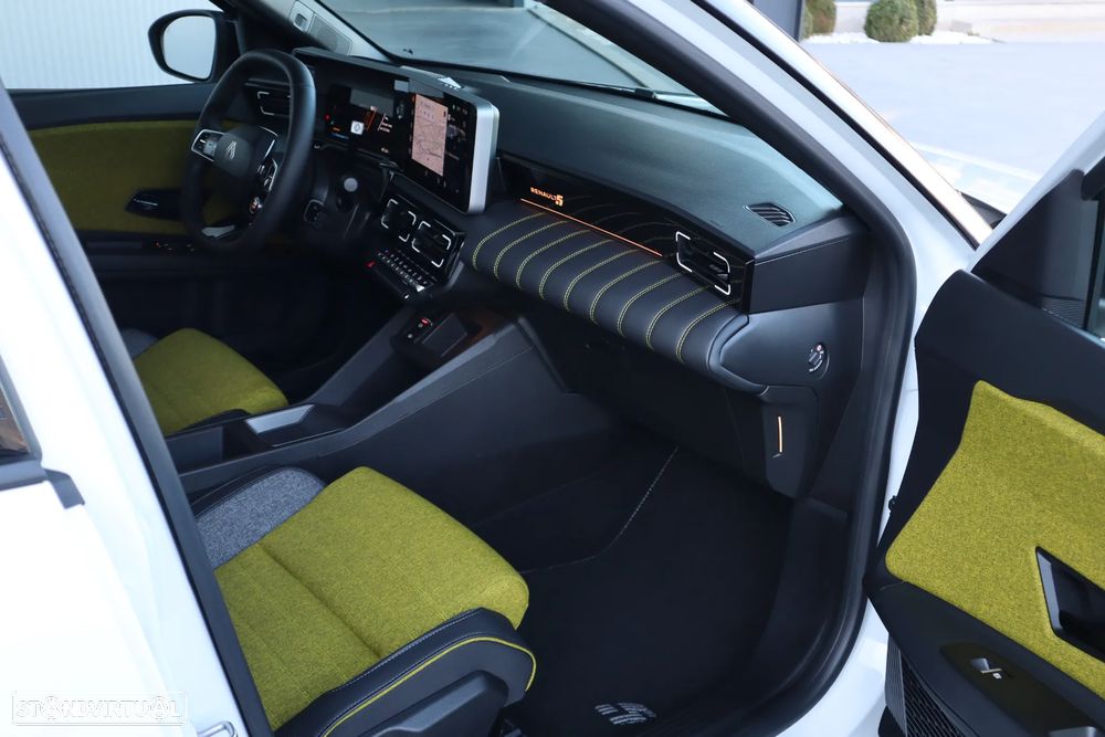 Renault 5 E-Tech 52 kWh Iconic Cinq Autonomia Conforto - 17