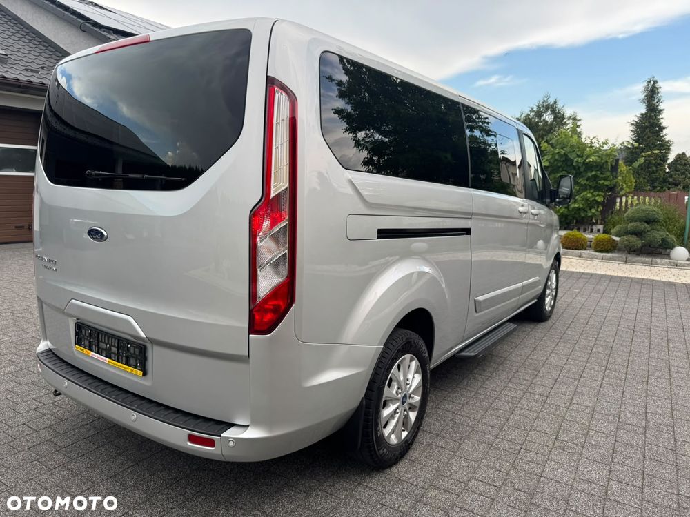 Ford Tourneo Custom - 5