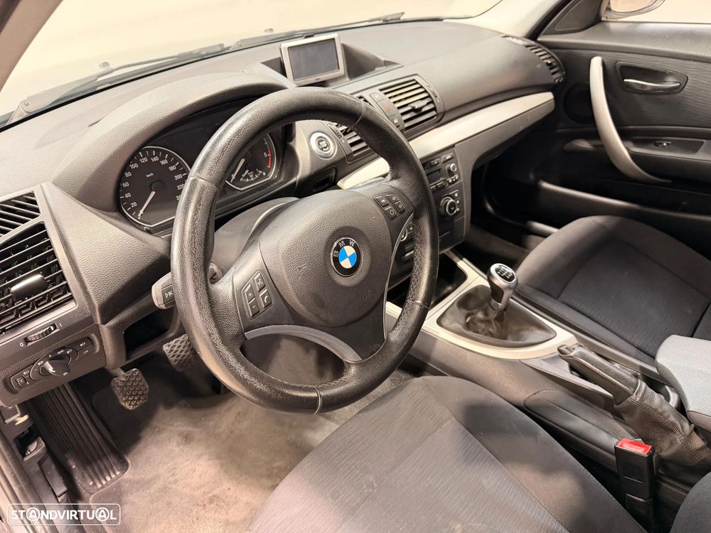 BMW 118 d Pack M - 7