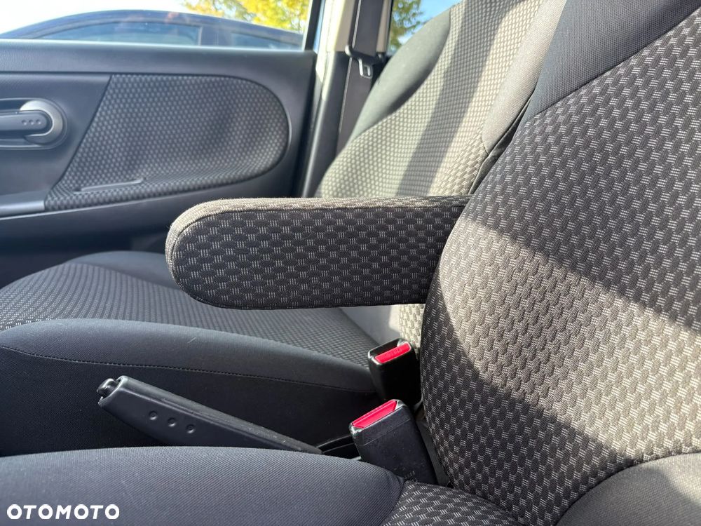 Nissan Note 1.6 Tekna - 10