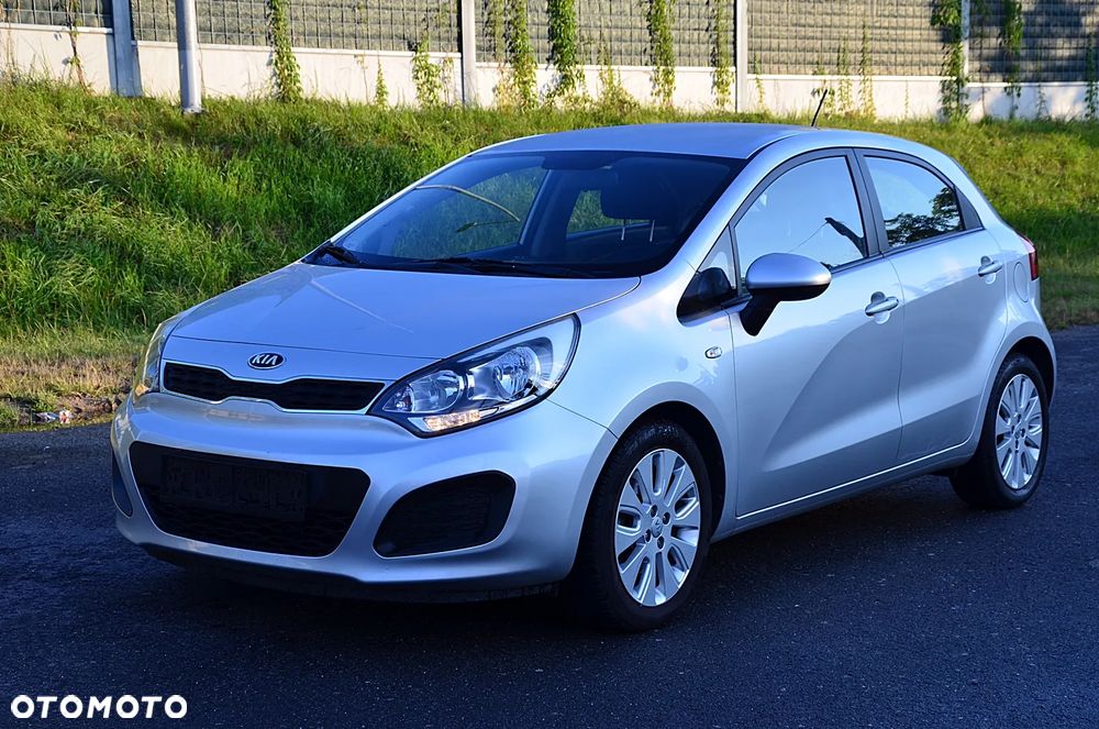 Kia Rio - 2