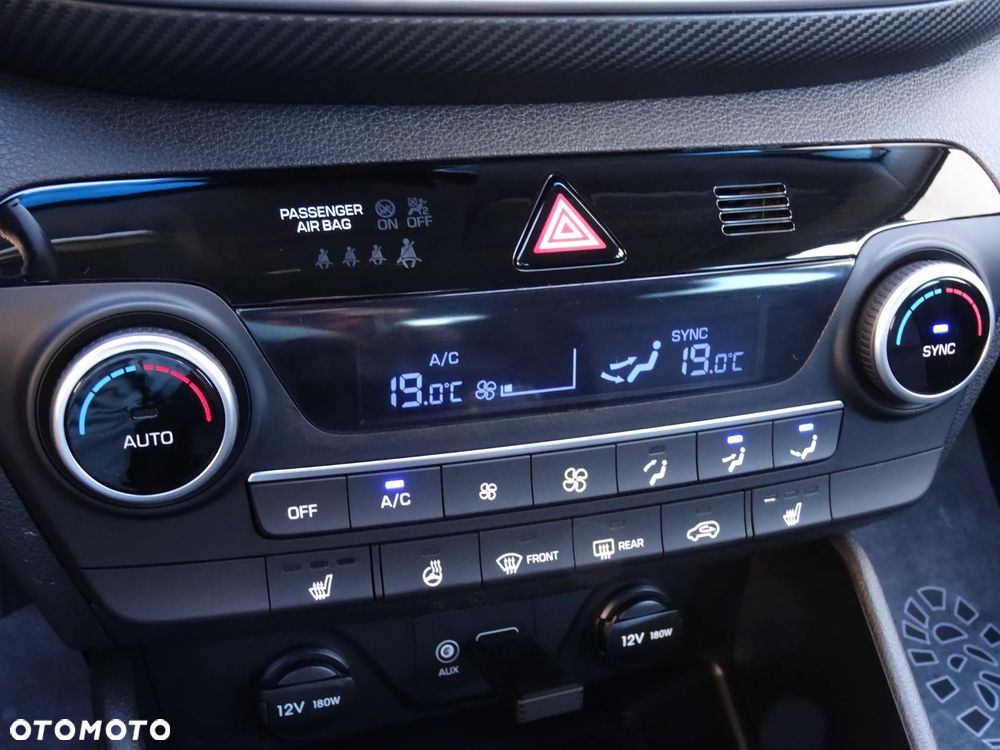 Hyundai Tucson 1.6 GDi 2WD Select - 23