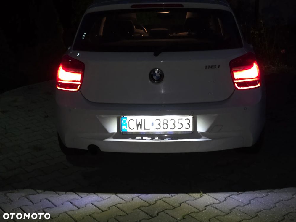 BMW Seria 1 116i Sport Line - 10