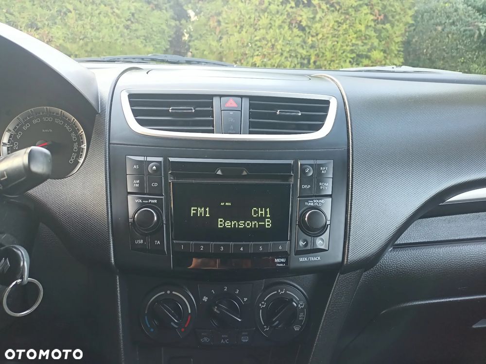 Suzuki Swift - 25