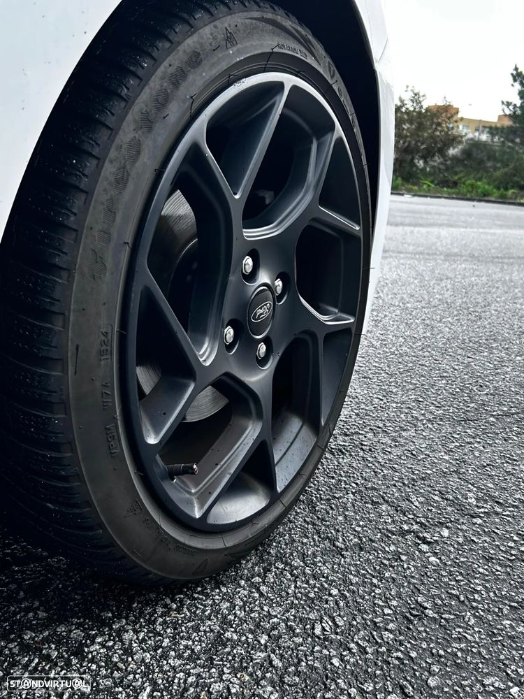 Ford Fiesta 1.5 EcoBoost S&S ST X - 11