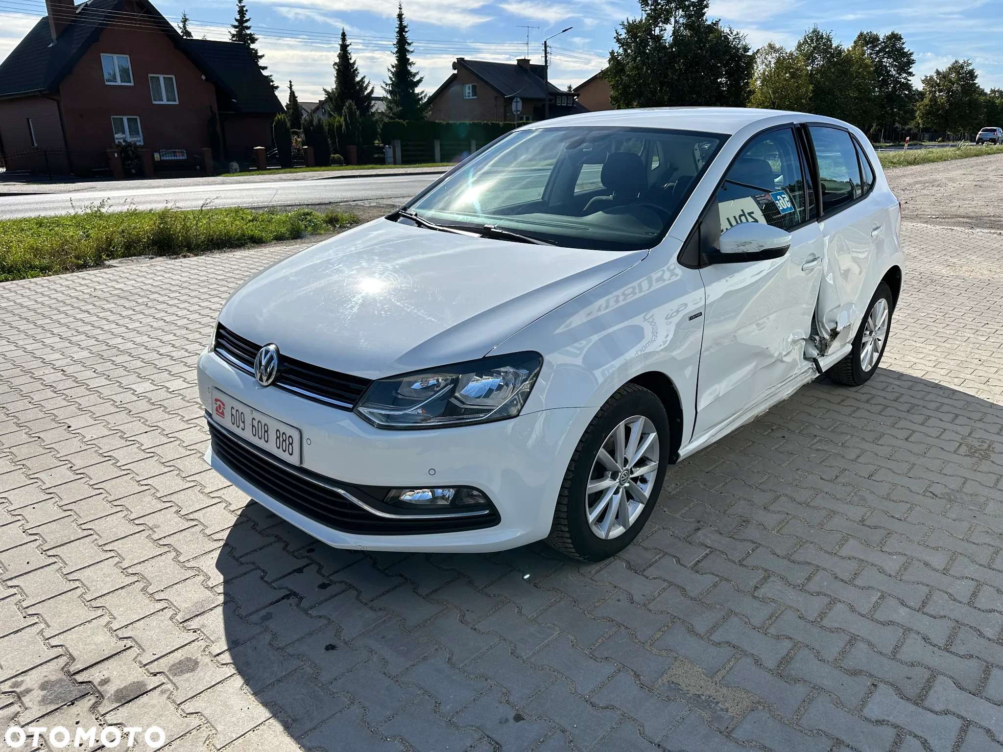 Volkswagen Polo 1.0 Blue Motion Technology Lounge - 2