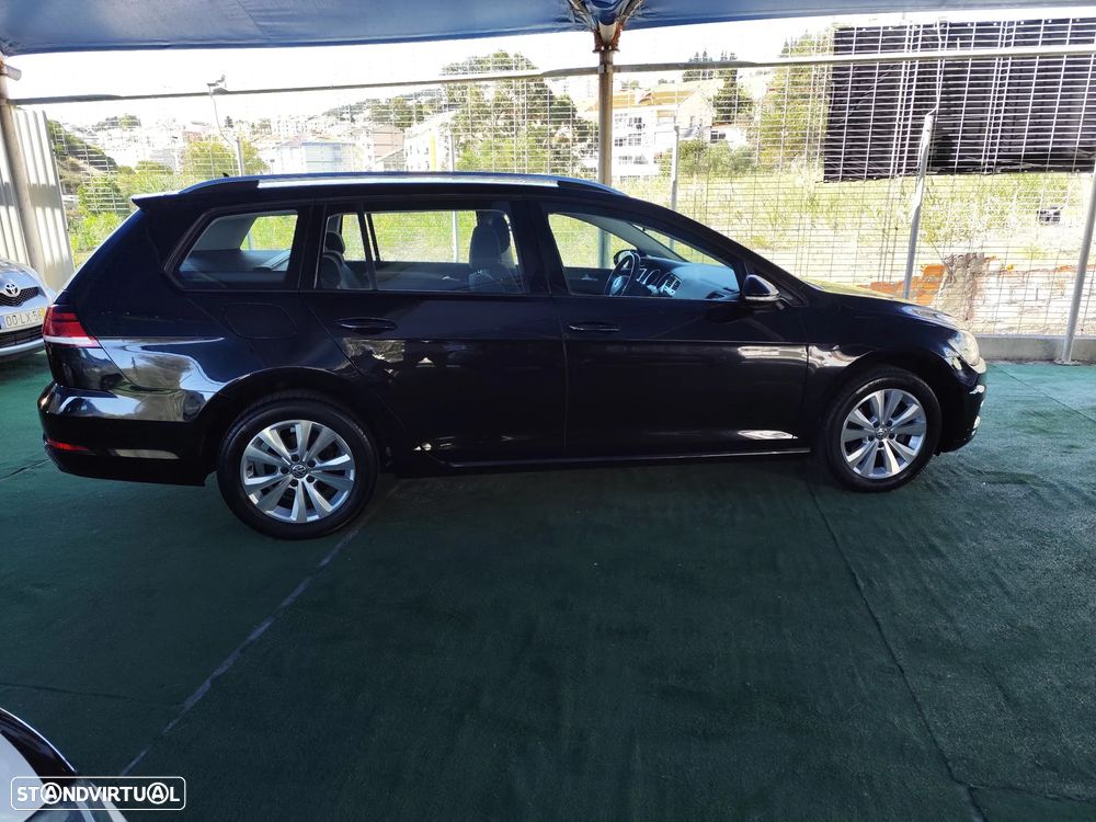 VW Golf Variant 1.6 TDi Confortline - 7