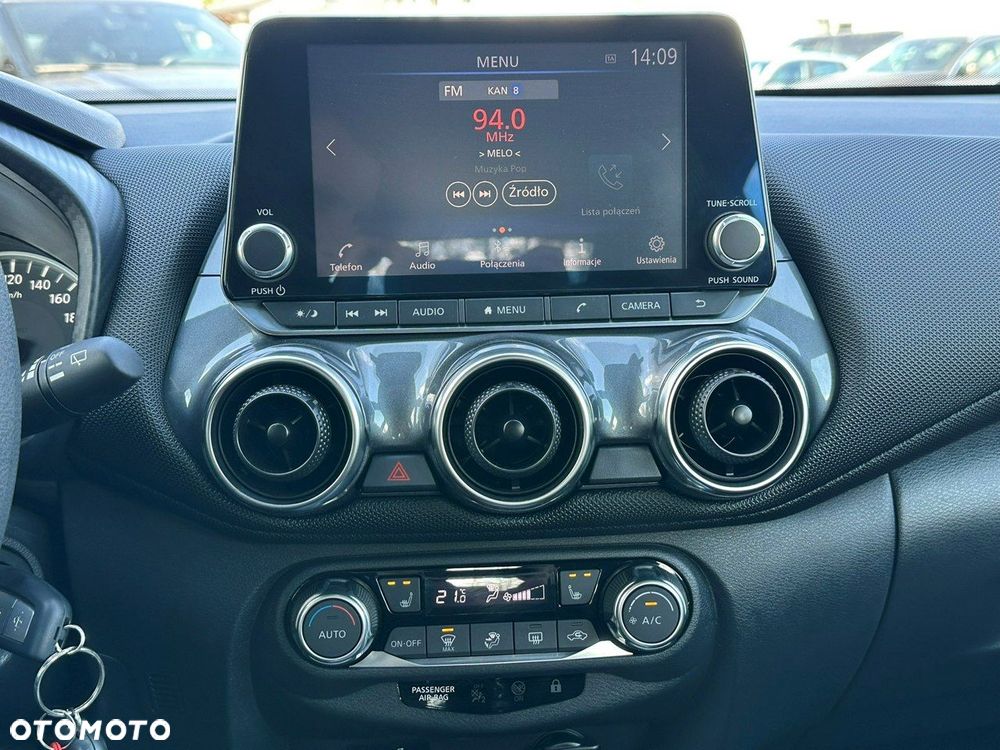 Nissan Juke 1.0 DIG-T Acenta DCT - 26