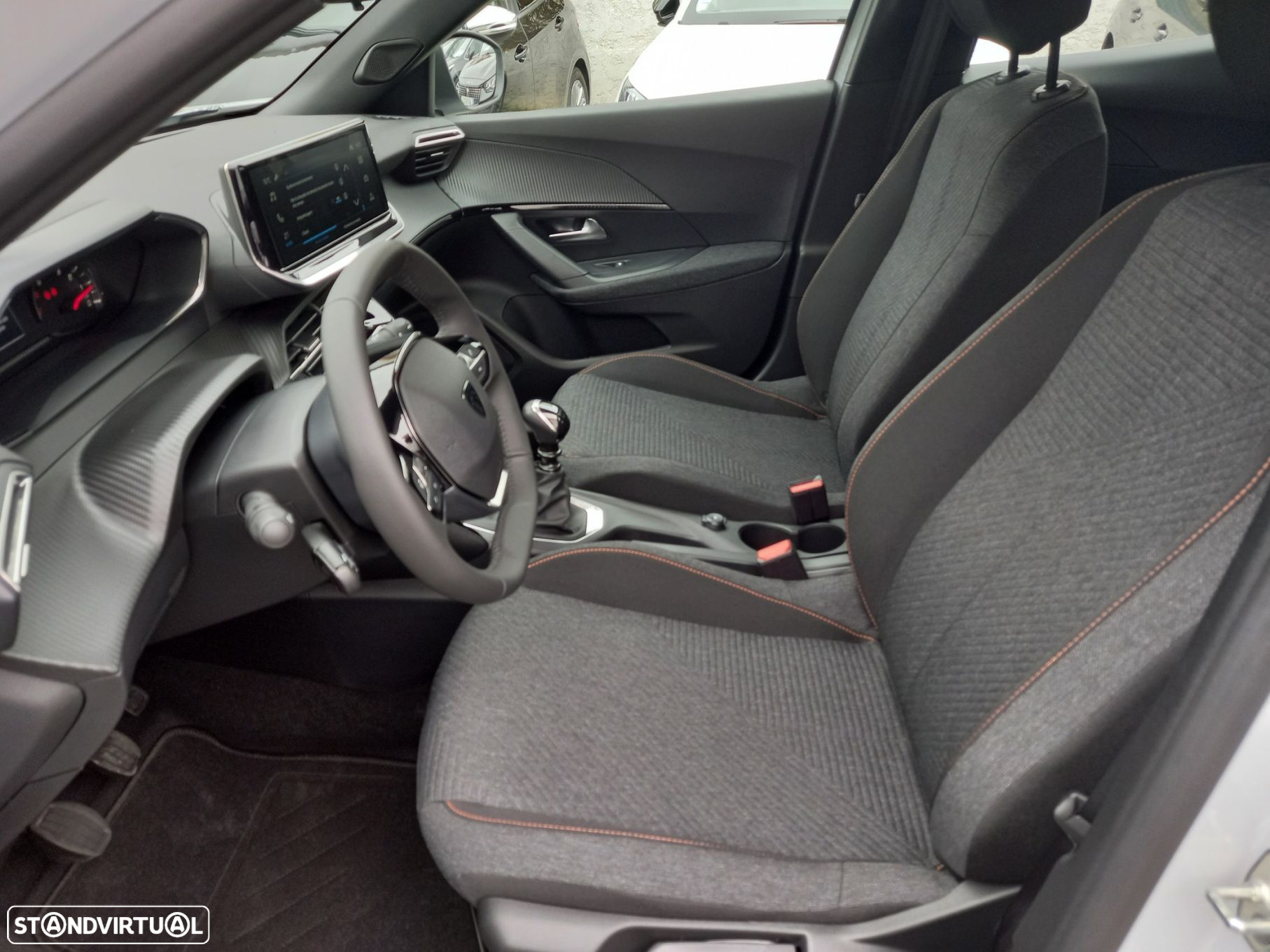 Peugeot 2008 1.2 PureTech SE Style - 20