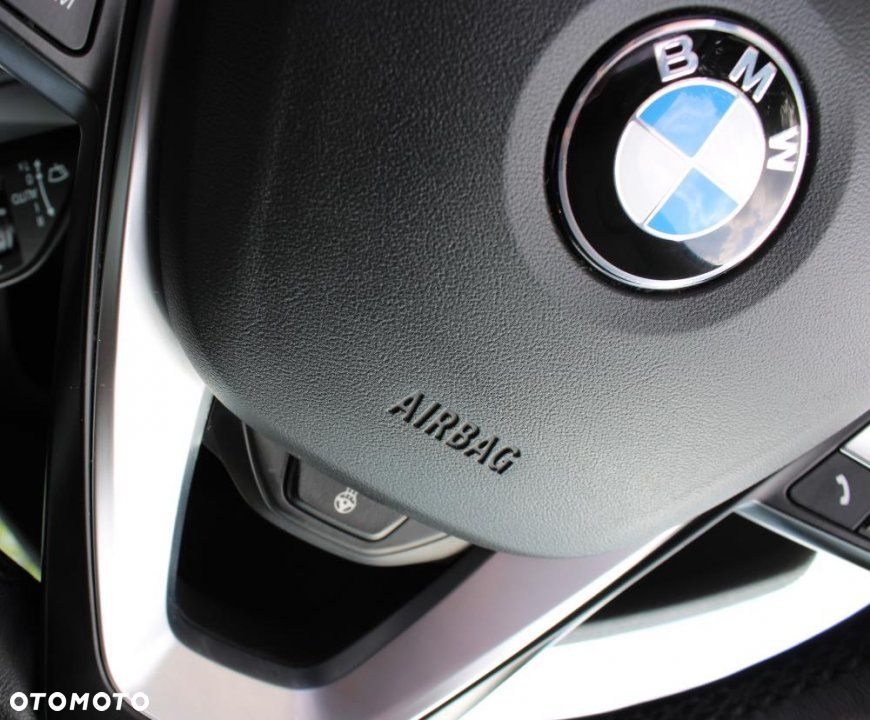 BMW Seria 3 - 35