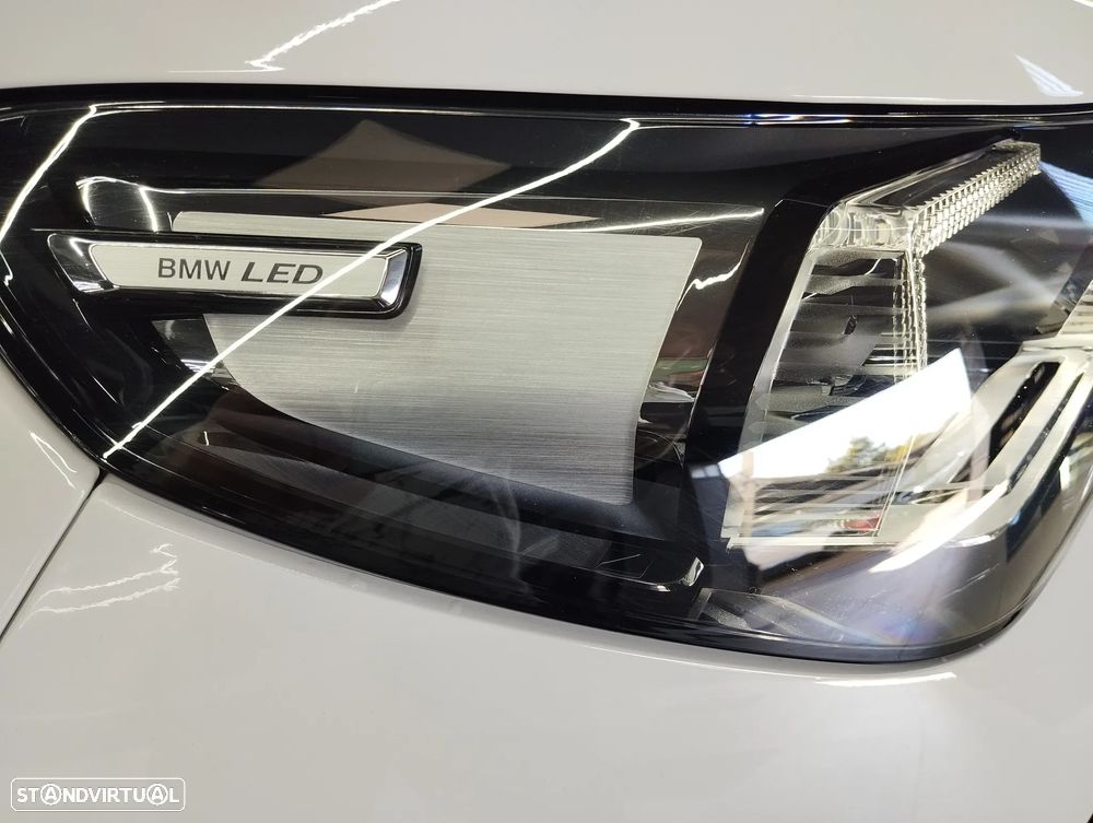 BMW iX1 eDrive20 - 9