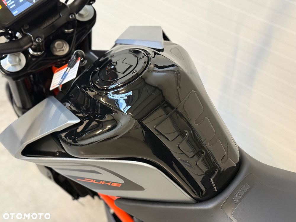 KTM Duke - 27