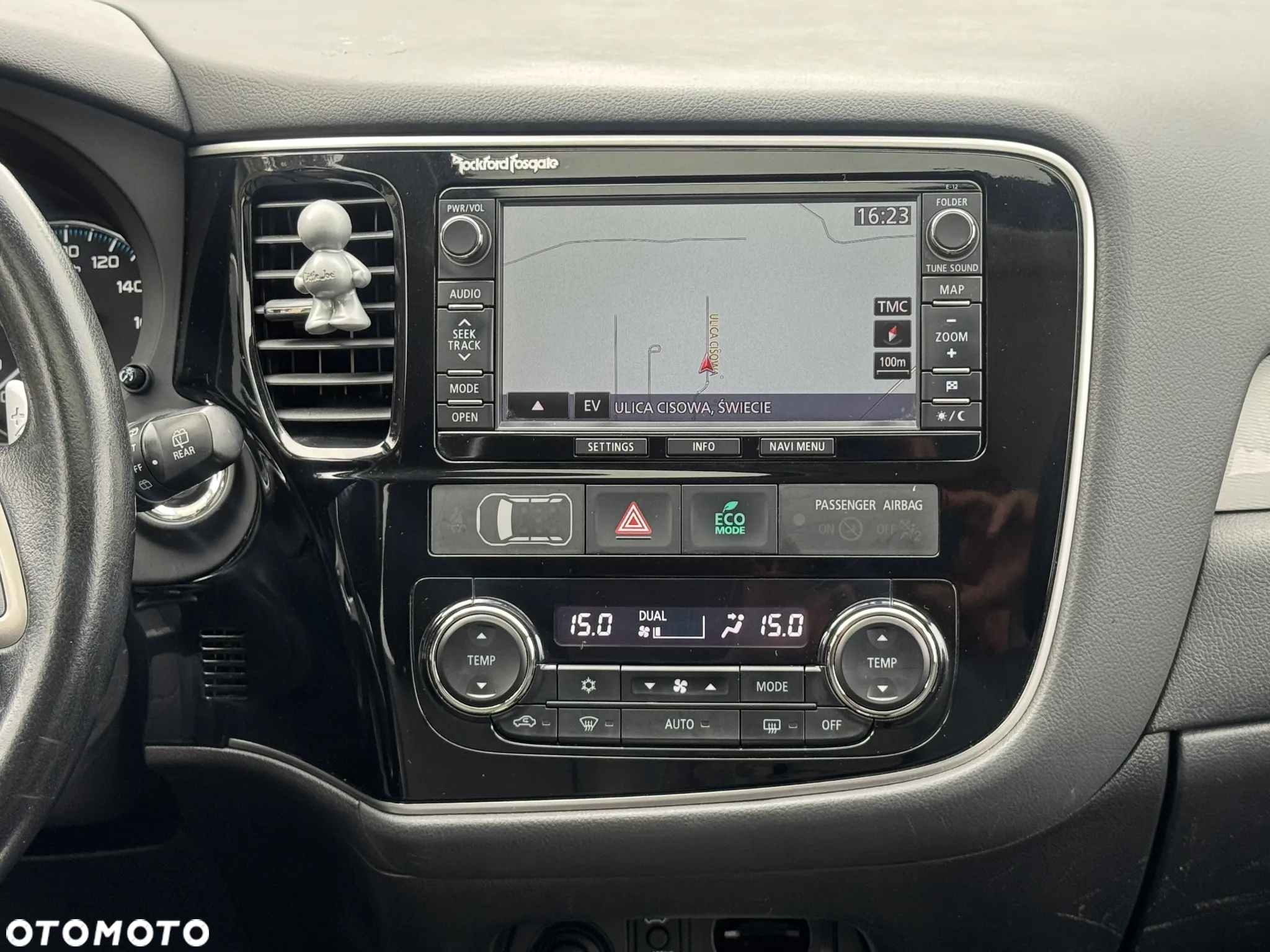 Mitsubishi Outlander PHEV Instyle NAVI + - 16