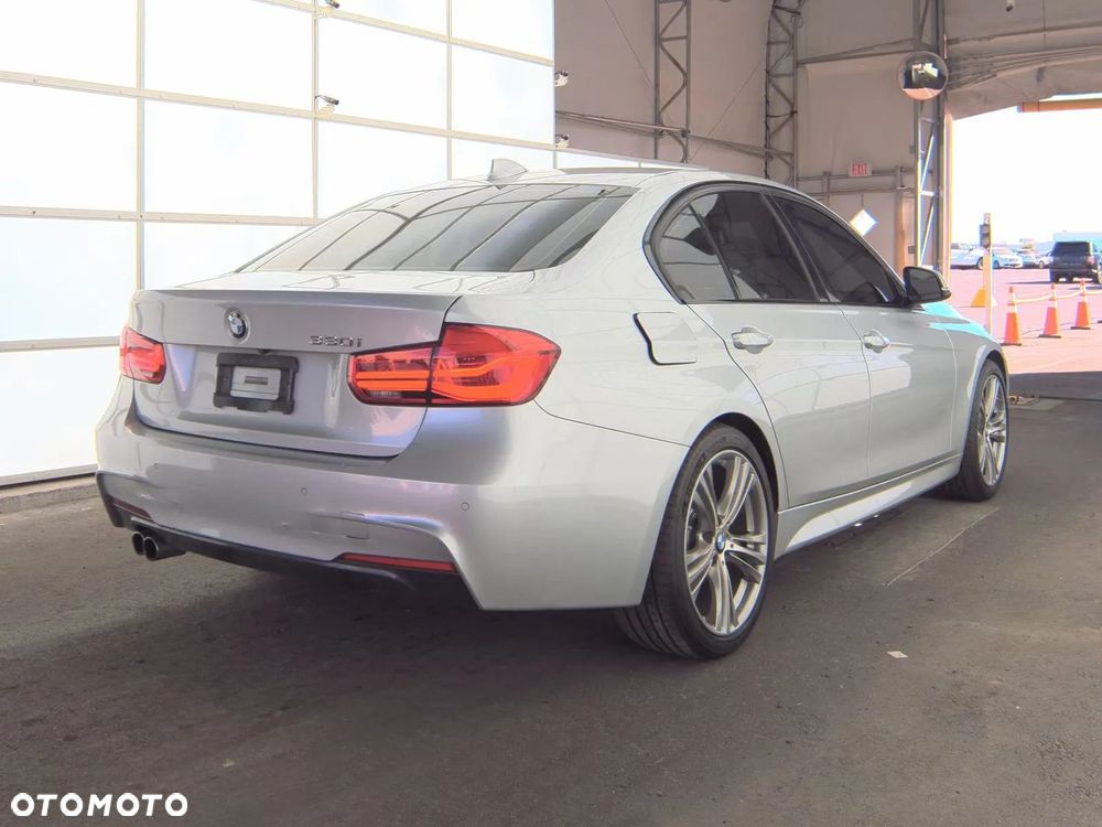 BMW Seria 3 3er Edition M Sport Shadow - 5