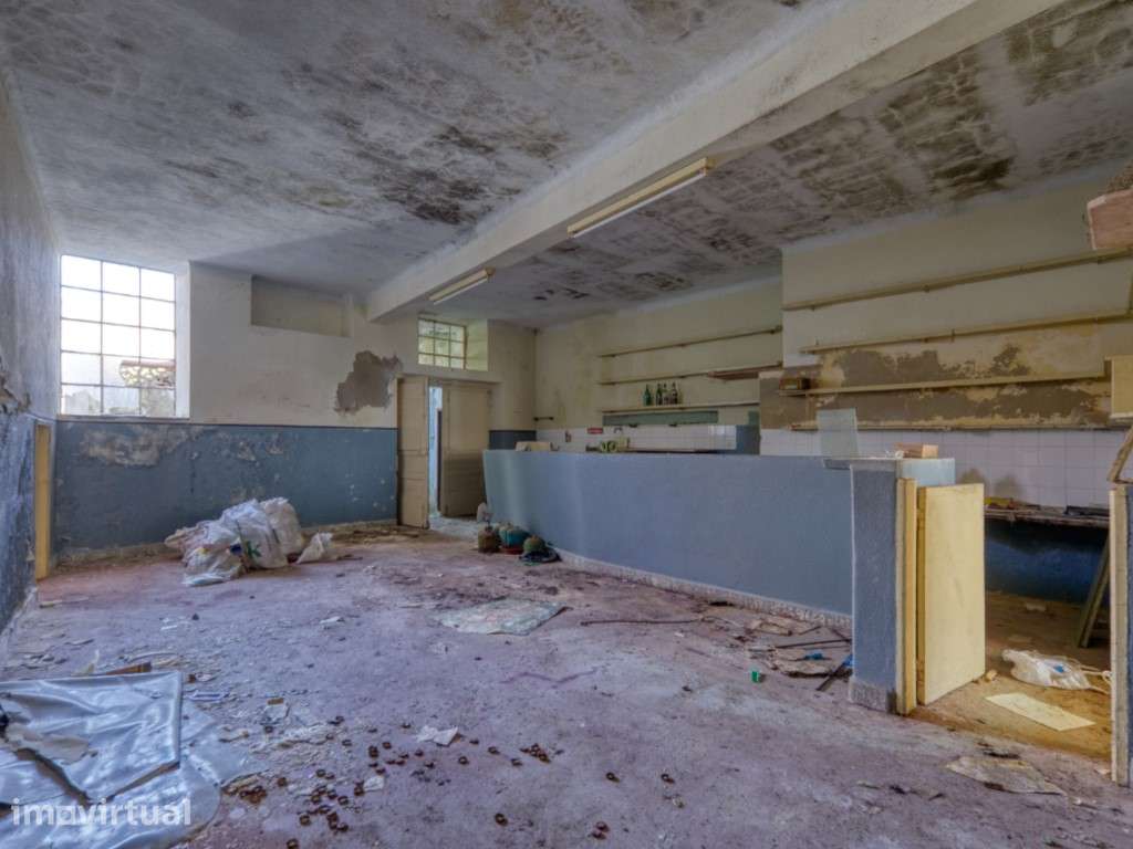 Oportunidade de Investimento | Moradia Inacabada Preparada para Dua... - Grande imagem: 3/38
