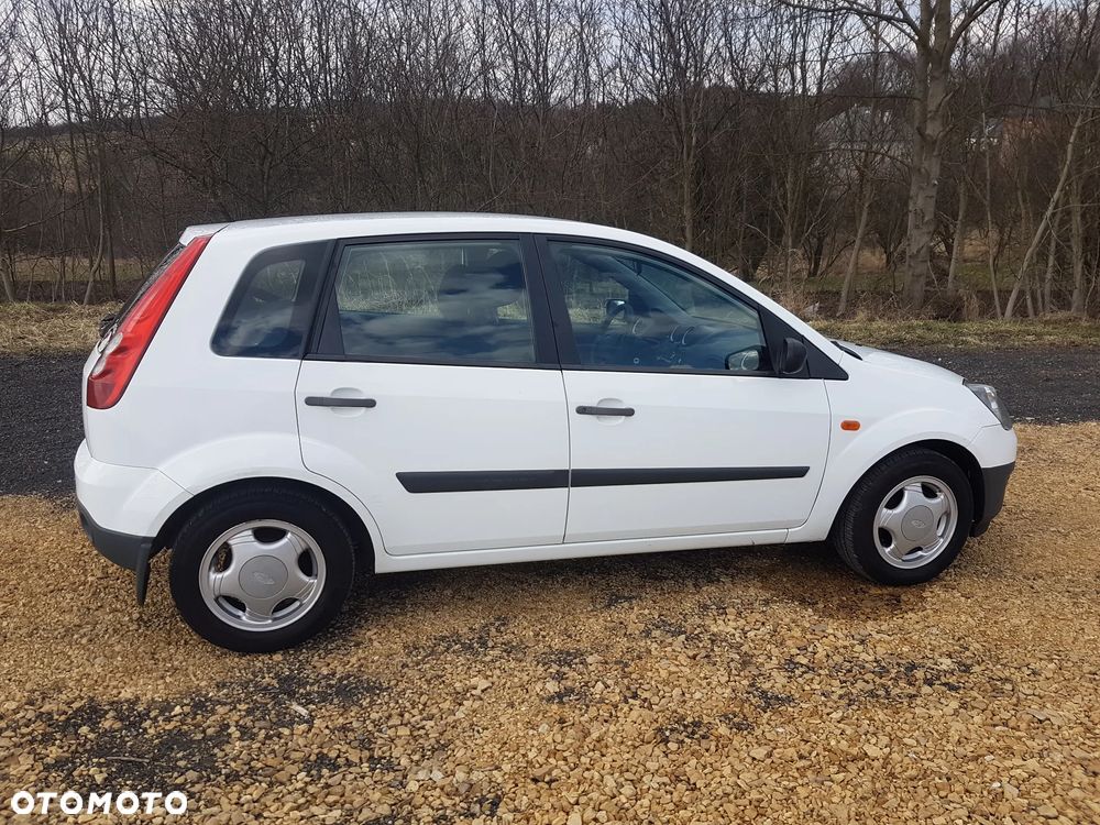 Ford Fiesta 1.25 Ambiente - 6