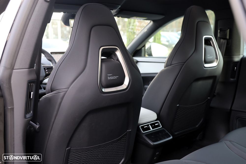 Polestar 4 Long Range 100 kWh Single Motor Plus - 14