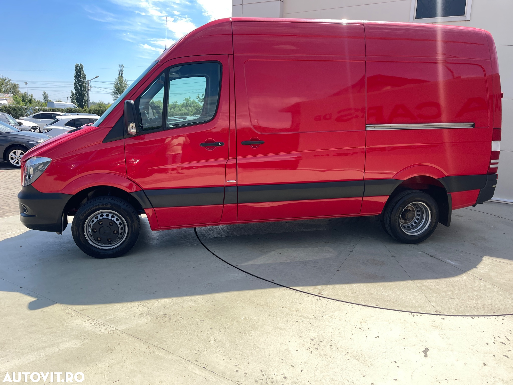 Mercedes-Benz Sprinter 519 3.0CDI V6 AUTOMAT MEDIU 2CULISANTE - 11