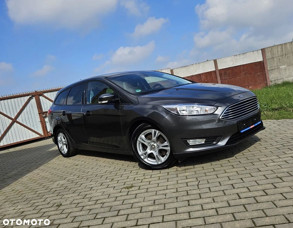 Ford Focus - 1
