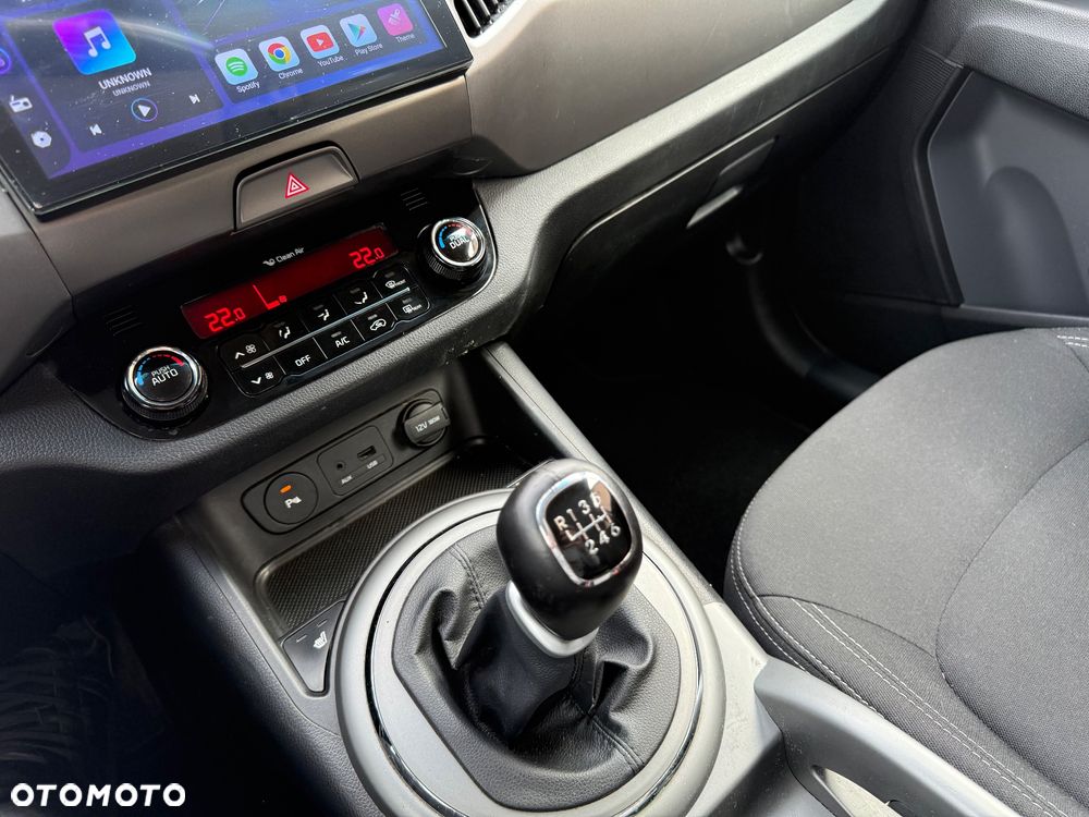 Kia Sportage 2.0 CVVT 4WD Spirit - 17