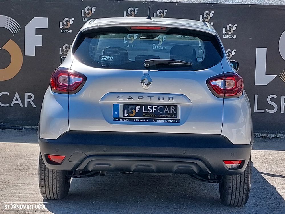 Renault Captur 1.5 dCi EDC - 4