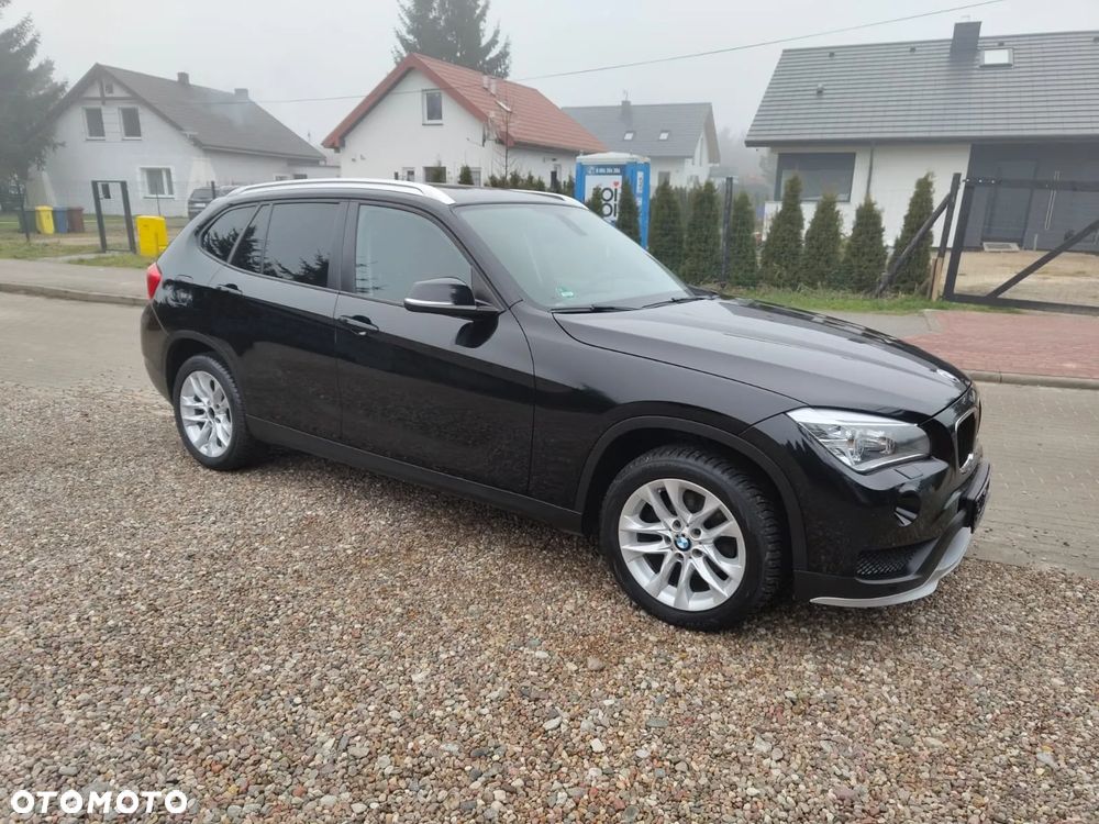 BMW X1 sDrive18d xLine - 27