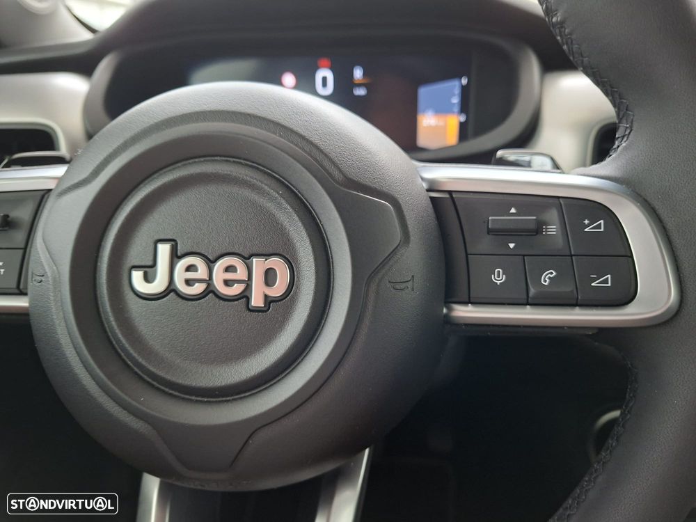 Jeep Avenger 1.2 e-Hybrid Altitude DCT - 15