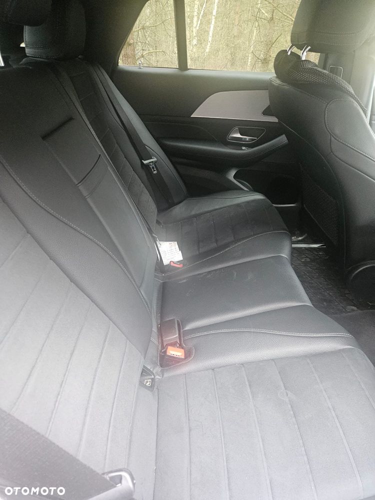 Mercedes-Benz GLE 300 d 4-Matic - 7