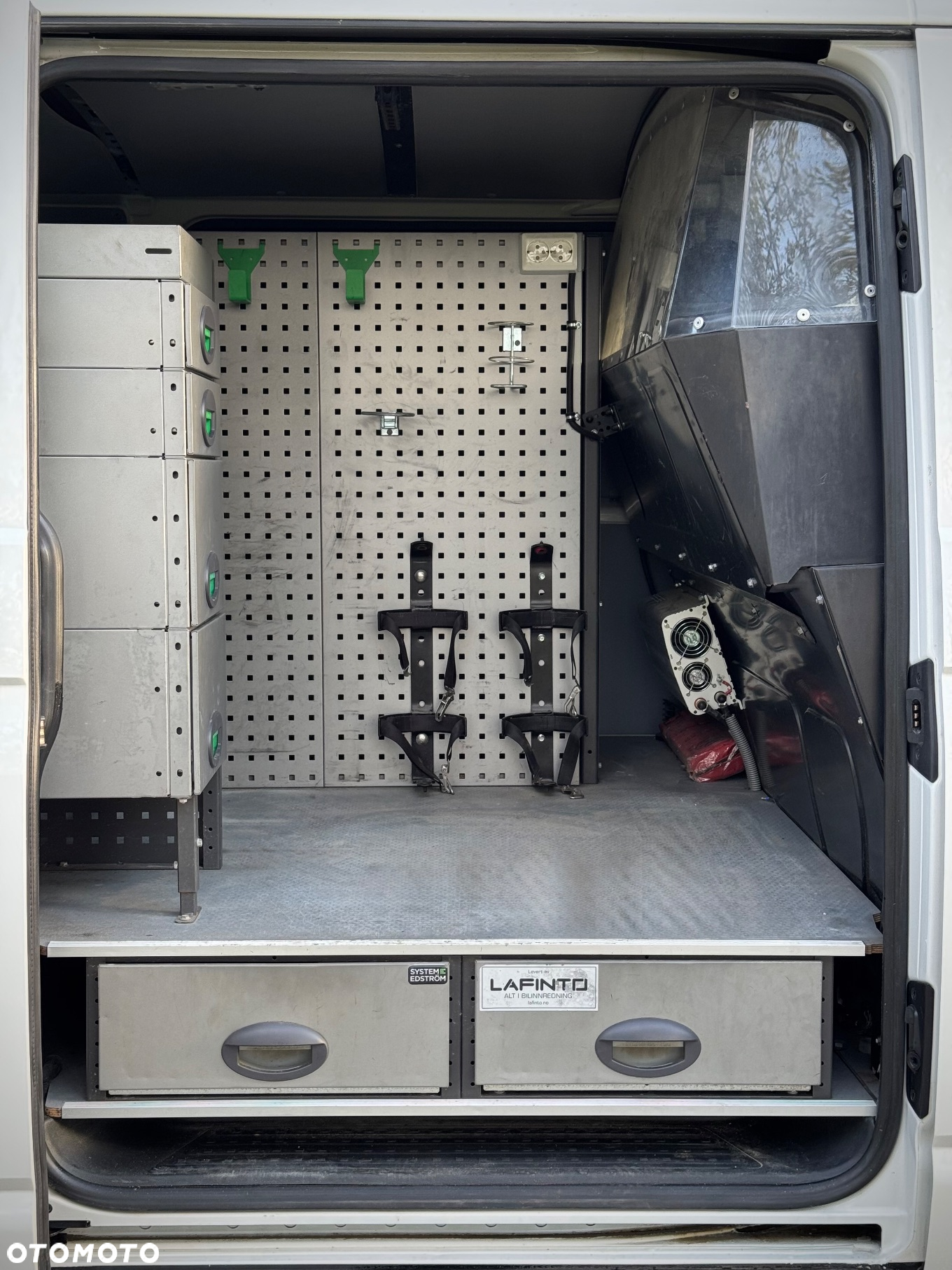 Volkswagen Transporter - 26