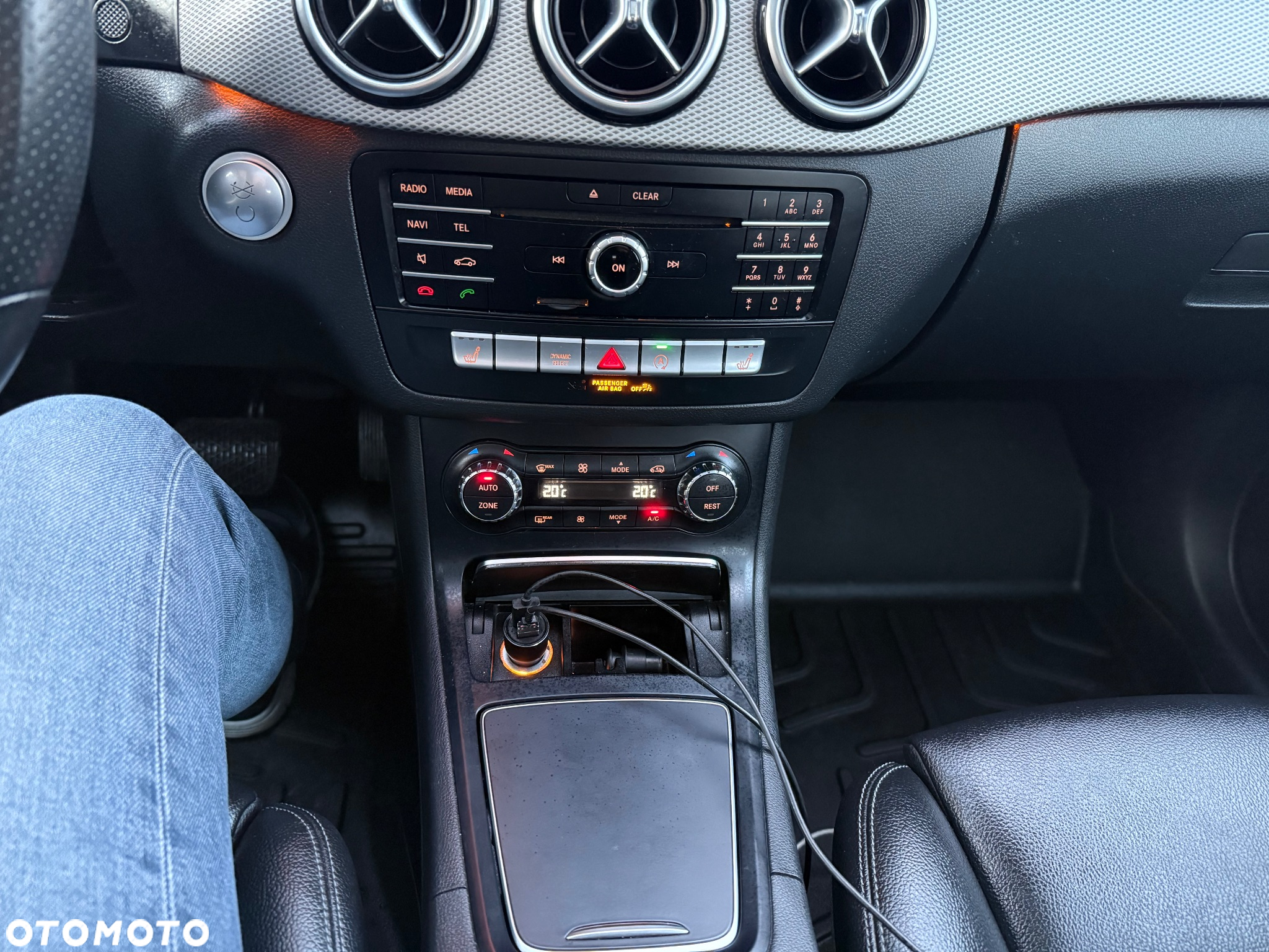 Mercedes-Benz Klasa B 250 4-Matic - 28