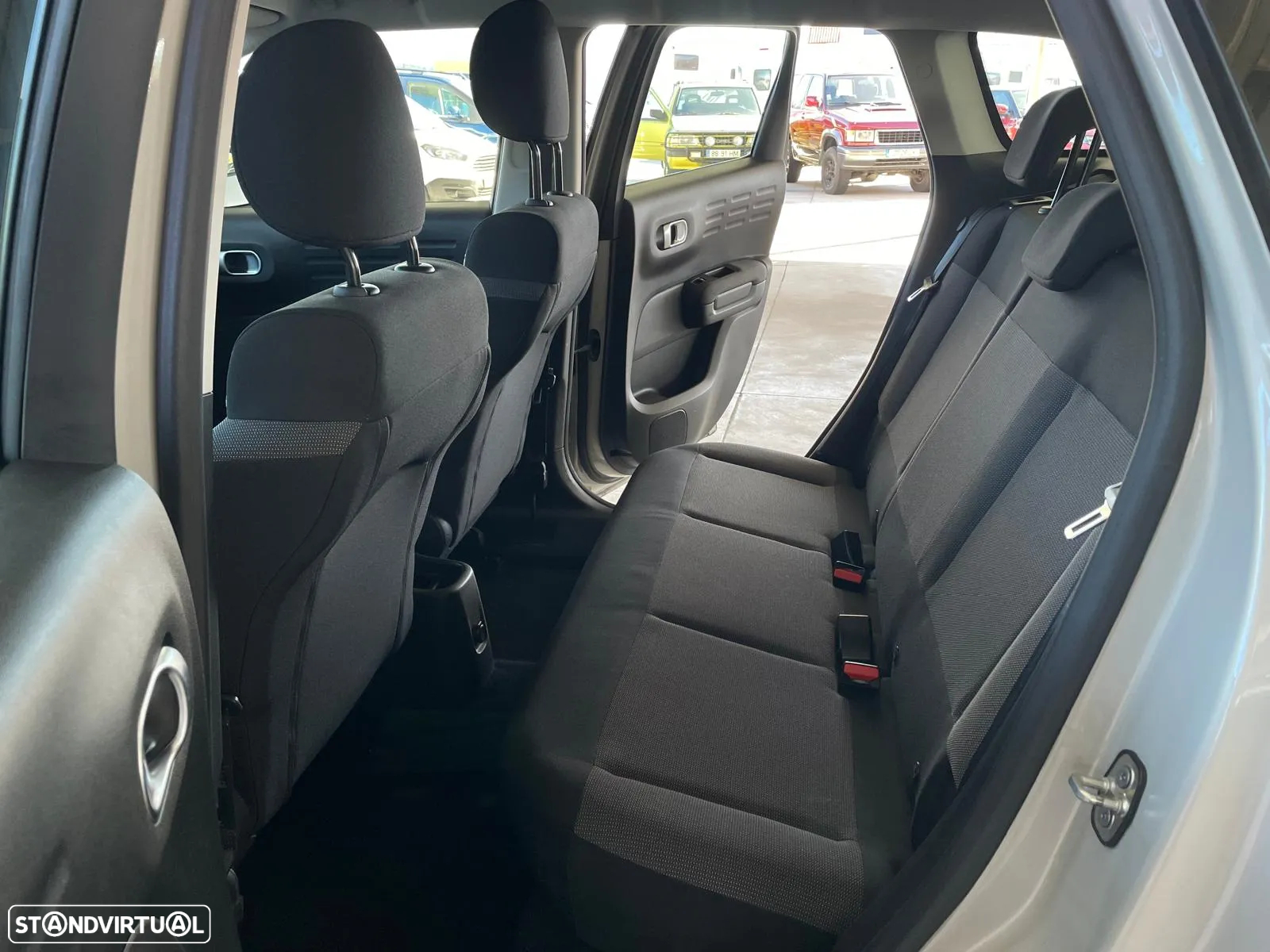 Citroën C3 Aircross 1.2 PureTech Feel EAT6 - 32