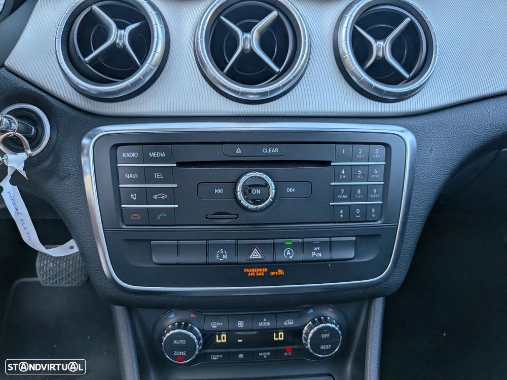 Mercedes-Benz CLA 220 d 7G-DCT Peak Edition - 15