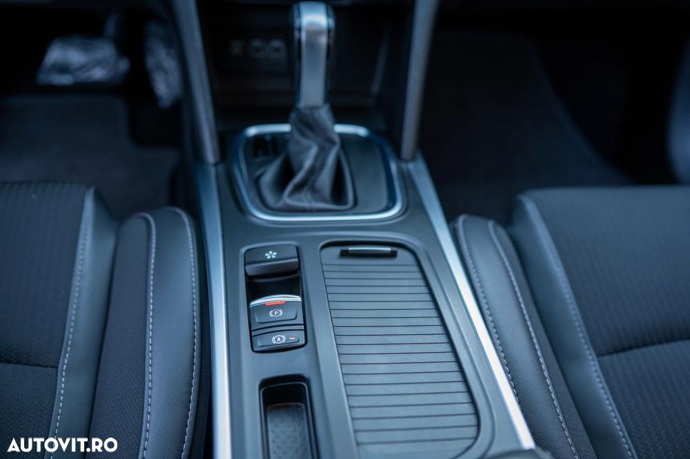 Renault Megane BLUE dCi EDC Intens - 27