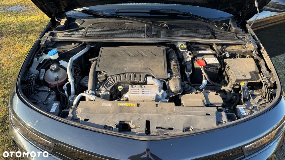 Opel Astra 1.2 Turbo GS Line - 19