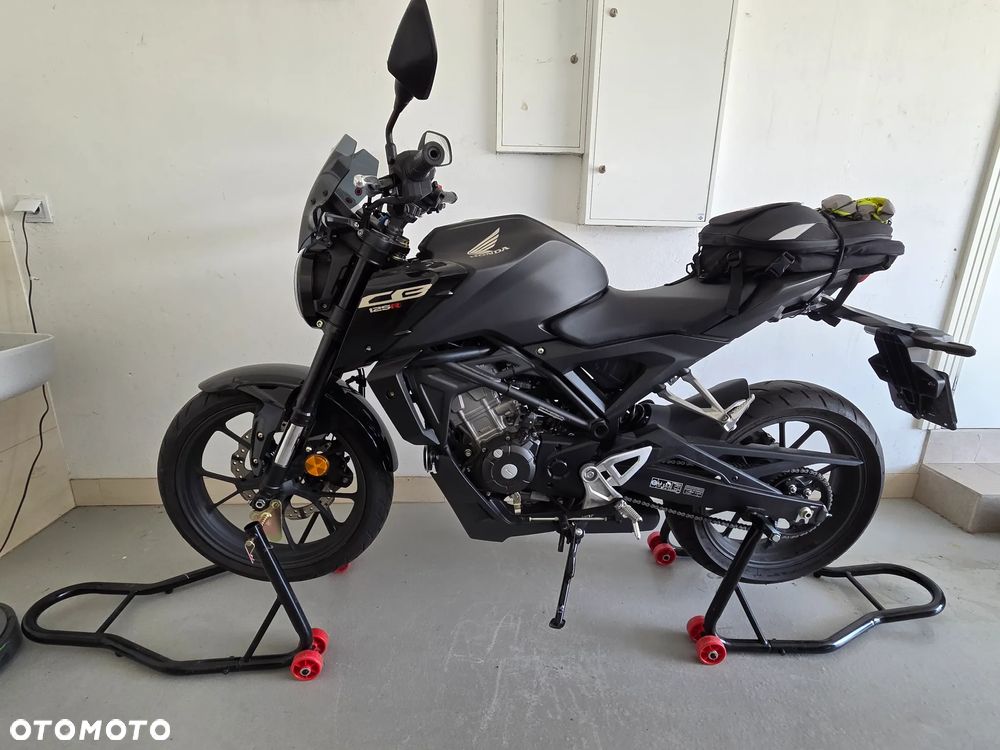 Honda CBR - 11