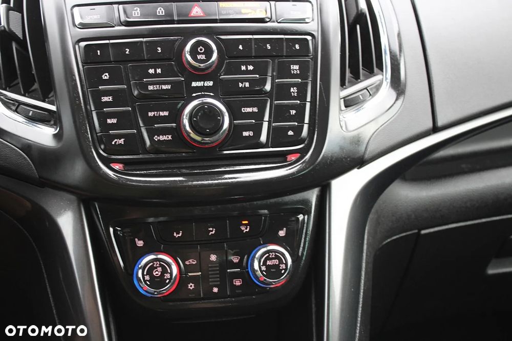 Opel Zafira 1.6 T SIDI Cosmo S&S EU6 - 19