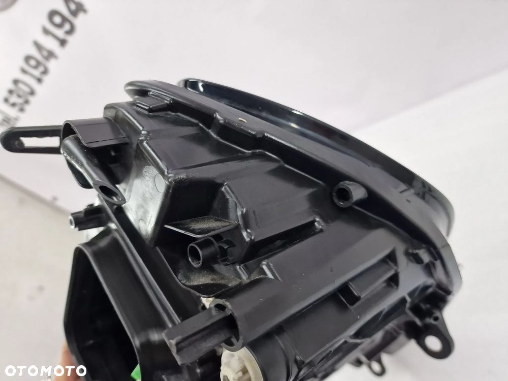 VW TOUAREG 2 II LIFT 14- PRAWA LAMPA PRZEDNIA PRZÓD BI-XENON + LED , NR 7P1941034A , NR AUKCJI LA93 - 17