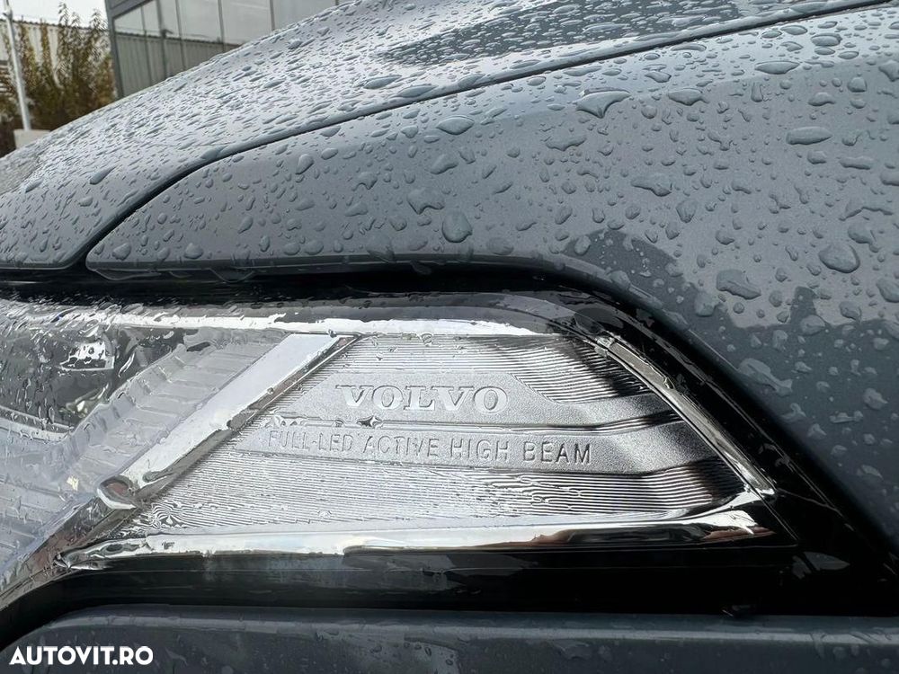 Volvo XC 90 T8 Twin Engine AWD R-Design - 33