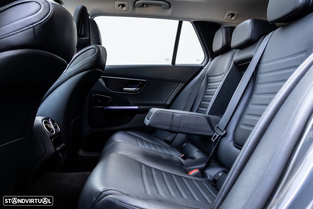 Mercedes-Benz C 300 d AMG Line - 31