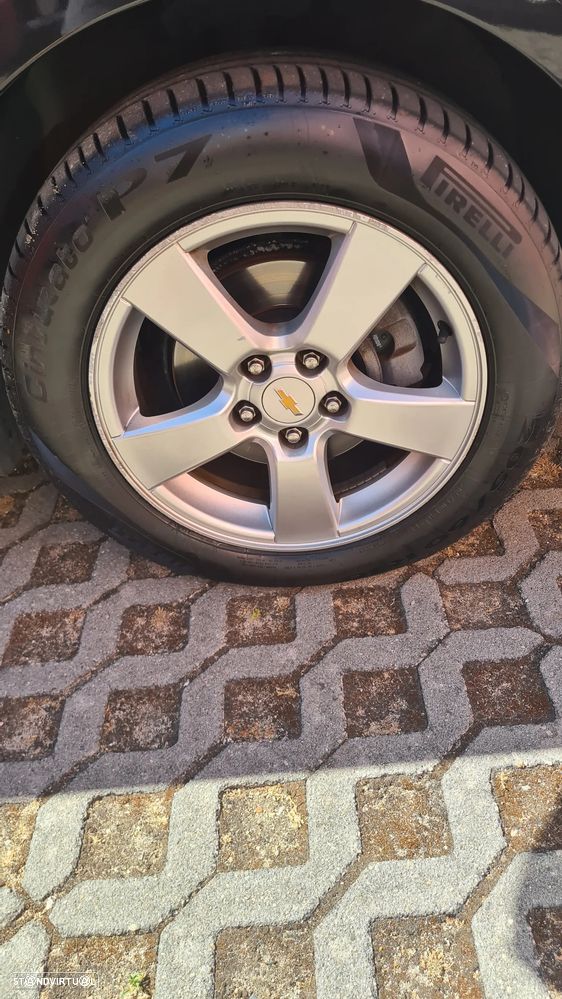 Chevrolet Cruze 1.6 LS - 13