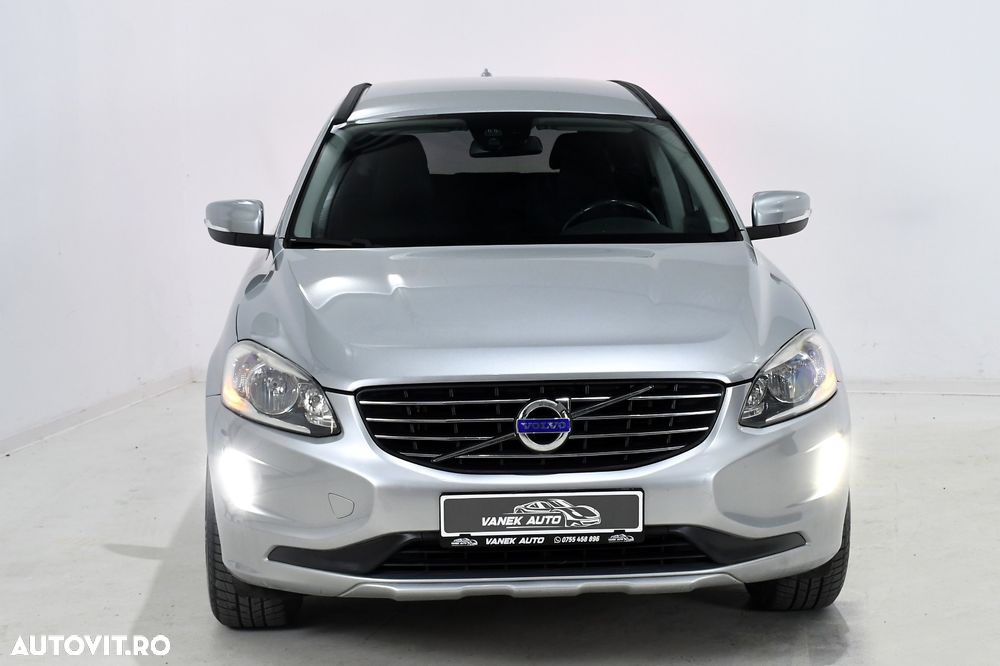 Volvo XC 60 D4 AWD Geartronic Kinetic - 2