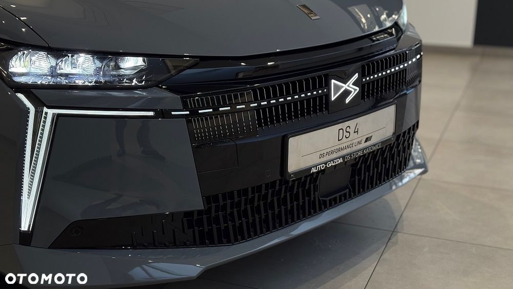 DS Automobiles N°4 1.2 mHEV Performance Line eDCS6 - 5